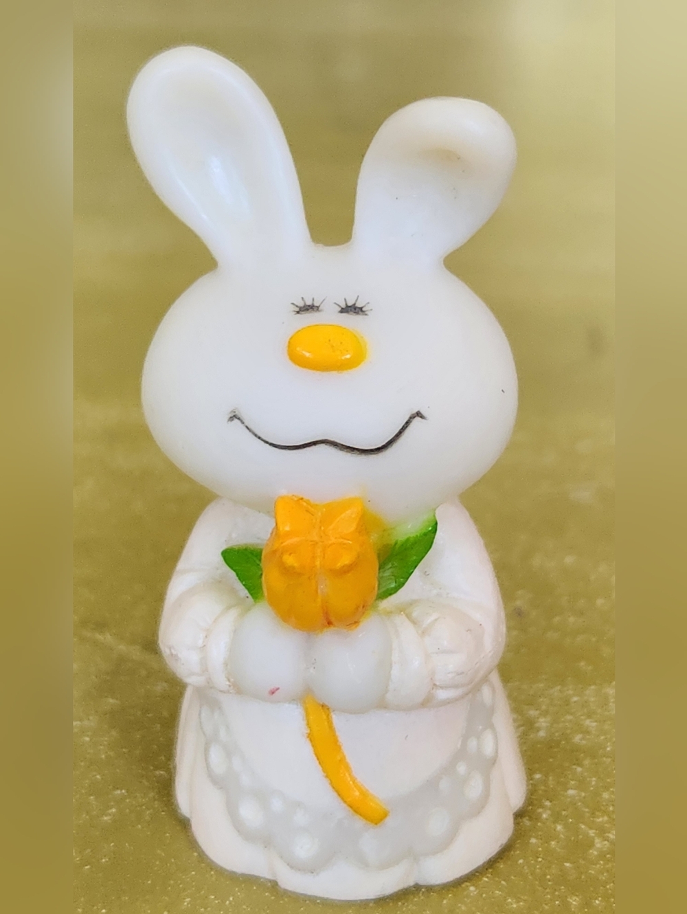 Vintage Hallmark 1976 Bernadette Bunny Figurine Toy Yellow Tulip